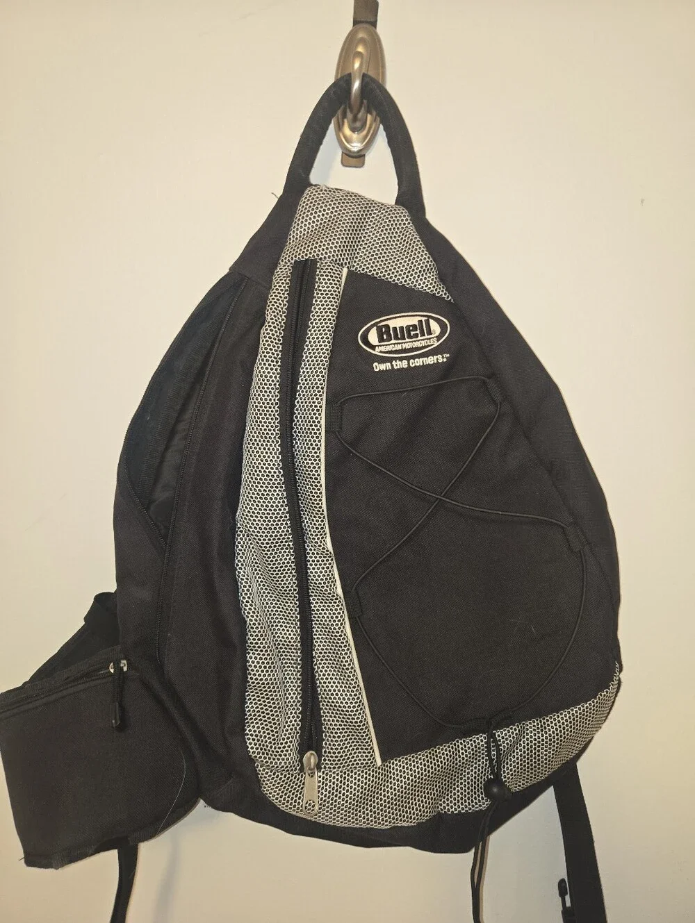 Buell Black and Gray Men’s Sling Backpack